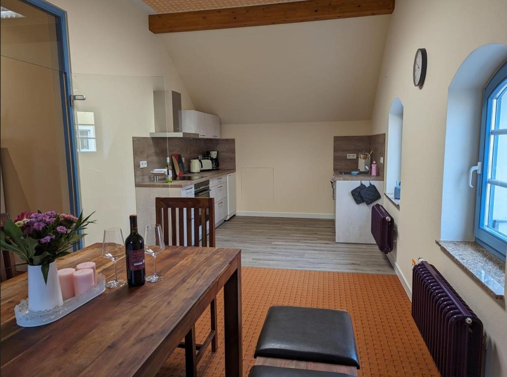 Zur Kirschallee Appartement *